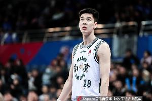 本土得分王落选!郭昊文本赛季至今场均22分 无缘本期国家队集训 本土得分王落选!郭昊文本赛季至今场均22分 无缘本期国家队集训