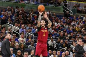 1000万!记者:在和快船的谈判中 骑士希望将朗佐·鲍尔作为筹码 1000万!记者:在和快船的谈判中 骑士希望将朗佐·鲍尔作为筹码