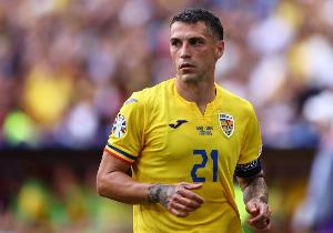 外媒：斯坦丘与大连英博签订一份18个月合同，2027年到期