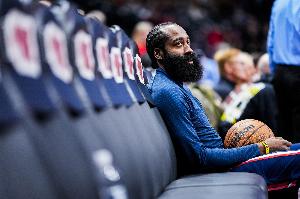 名记：骑士最初对哈登的兴趣要追溯到去年12月 当时快船开局糟糕