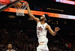 未来3年9070万!名记:骑士正在考虑交易阿伦来进行更大的操作! 未来3年9070万!名记:骑士正在考虑交易阿伦来进行更大的操作!