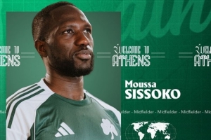 官方：36岁法国中场穆萨·西索科加盟希腊豪门帕纳辛纳科斯