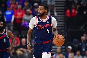 1个月没打球&回来变天了！船记：小德里克·琼斯明天对阵骑士复出