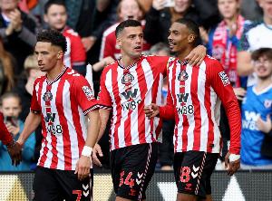 五大联赛仍有7队主场不败:巴萨、尤文在列,桑德兰成英超独苗 五大联赛仍有7队主场不败:巴萨、尤文在列,桑德兰成英超独苗