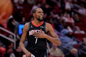 明日火箭迎战绿军 杜兰特状态升级为大概率出战！