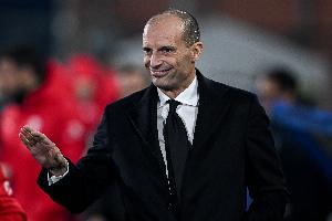 阿莱格里:我很想多踢比赛,可惜今年没办法,明年必须要踢欧冠 阿莱格里:我很想多踢比赛,可惜今年没办法,明年必须要踢欧冠