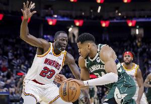 Stein：雄鹿不愿在任何交易报价中得到追梦 勇士需找他队换选秀权