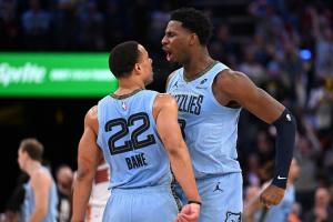 富裕起来了!灰熊在贝恩和JJJ的交易中合计收获7个首轮签+1互换权 富裕起来了!灰熊在贝恩和JJJ的交易中合计收获7个首轮签+1互换权