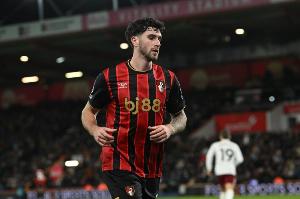 斯基拉：尤文和塞内西的经纪人将在未来几天会面，希望今夏免签