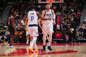 东契奇：生涯队友中我和欧文最默契 我们季前赛的磨合帮助很大