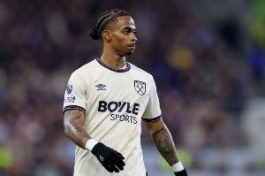 罗马诺：冬窗有两支球队报价求购萨默维尔，都被西汉姆联拒绝