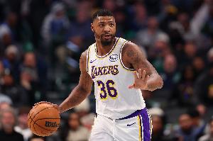 只得关键分！斯玛特5中2拿到7分4板5助 得分全部来自末节分分关键