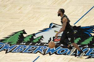 被交易两次后回归~Shams：老将康利将重返森林狼