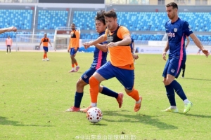 热身赛山东泰山3:1战胜中国香港杰志 泽卡梅开二度