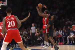 不是哥们你真乔丹啊？小卡今日单手抓球空中静止神似乔丹