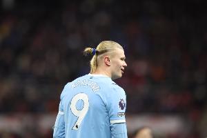 本赛季哈兰德在俱乐部和国家队各项赛事出战41场比赛，打进41球