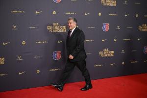 阿斯报：拉波尔塔卸任后与球队告别，引发其他主席候选人不满