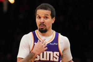 哪个队签一下？记者：太阳已裁掉后卫科尔·安东尼 可能转正布耶