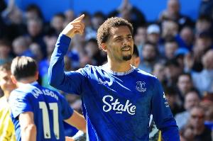 超高稳定性！英超赛场近17次获得点球，埃弗顿罚进16球