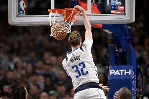 阿里纳斯：乔丹打出弗拉格般的表现时已22岁 后者练一夏天会更强